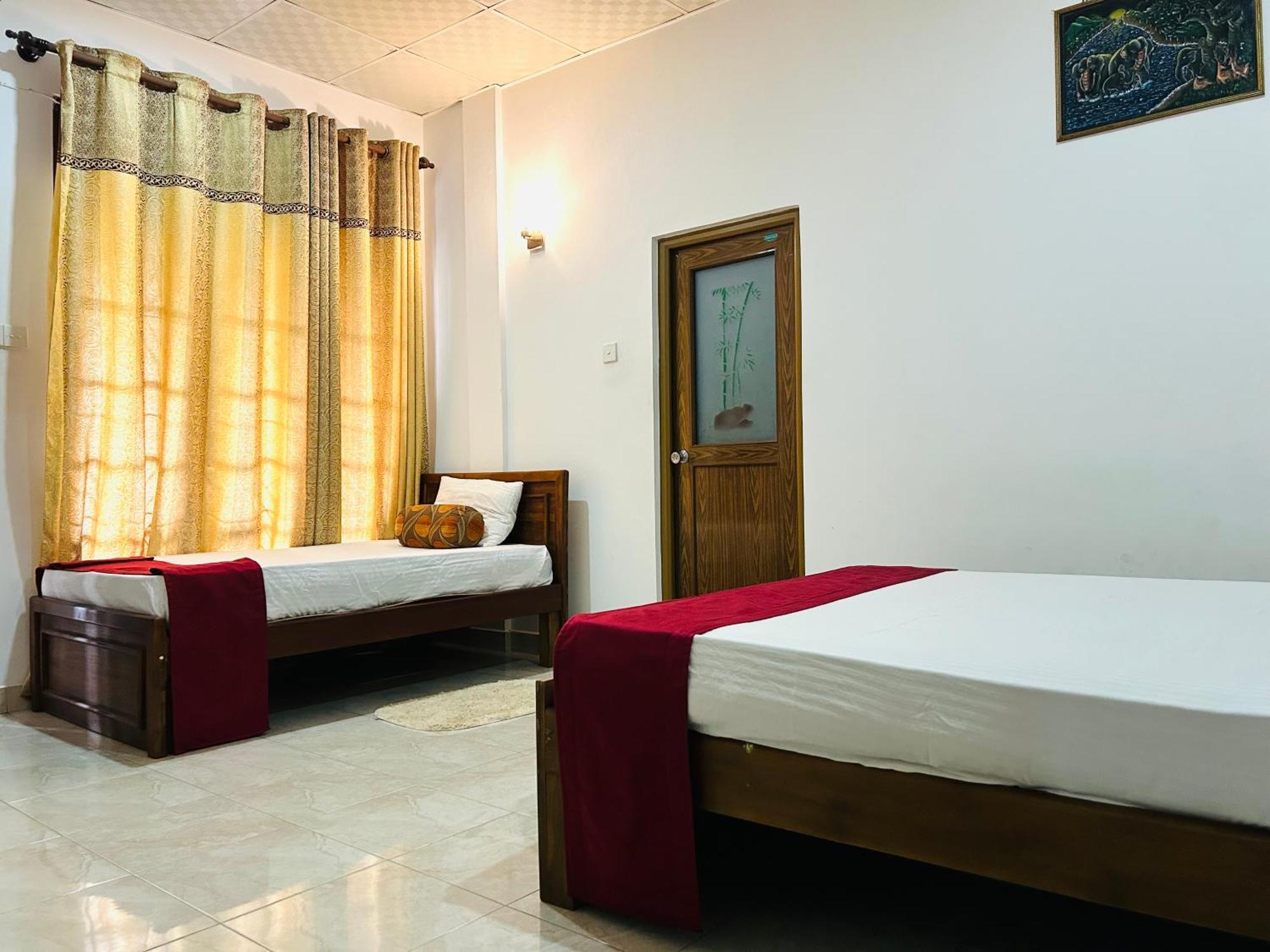 Royal Nest Bed & Breakfast Polonnaruwa Exterior photo