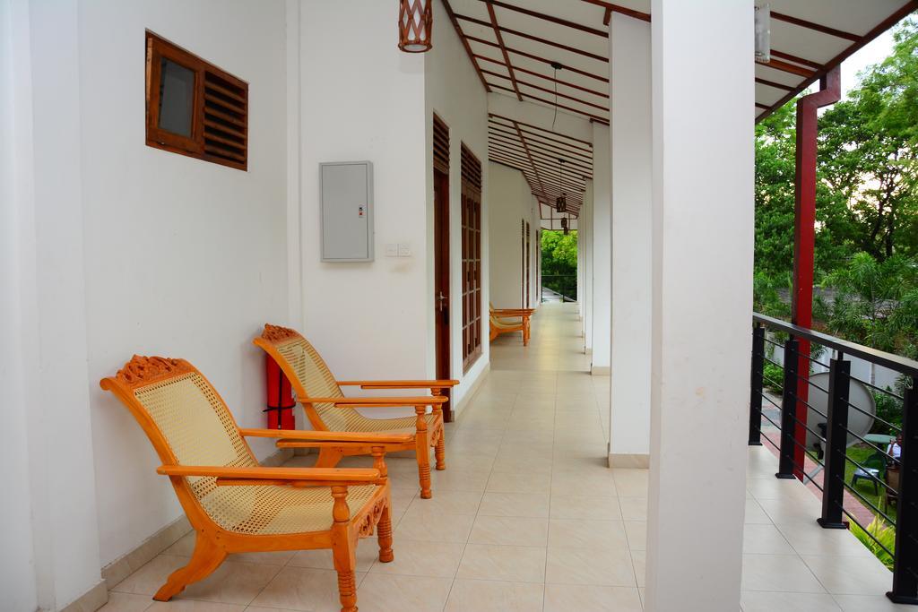 Royal Nest Bed & Breakfast Polonnaruwa Exterior photo